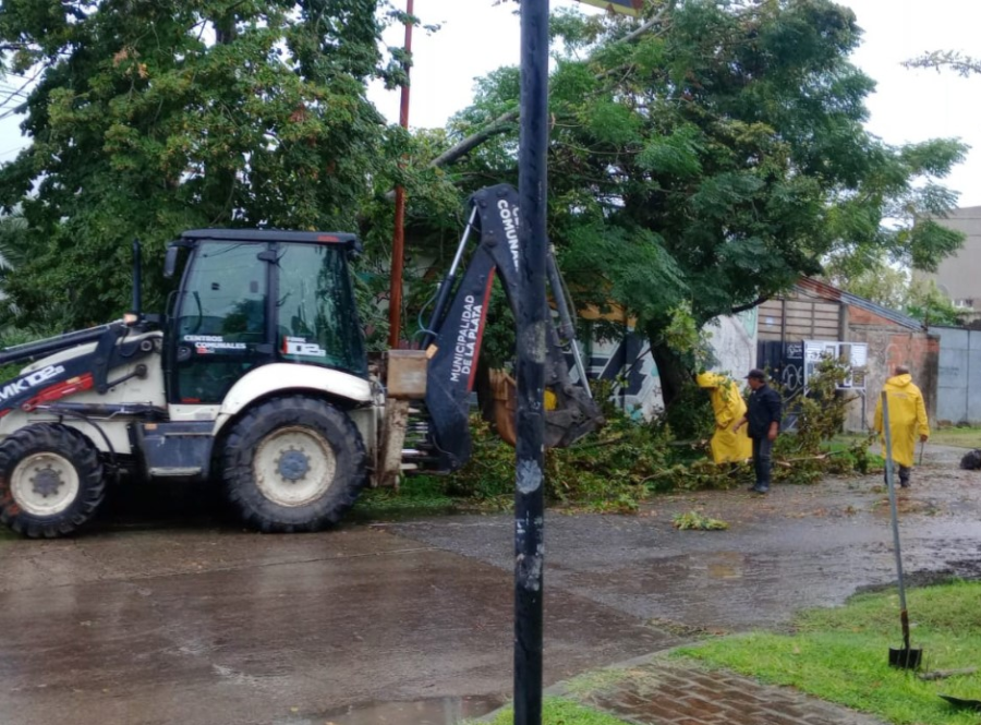 Uno por uno, los barrios donde habilitaron centros de evacuación en La Plata por las tormentas