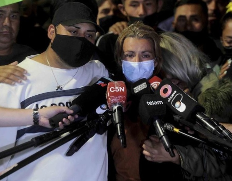 Habló la mamá de Lucas González, el joven asesinado por la Policía de la Ciudad de Buenos Aires: ”Me destrozaron la vida”