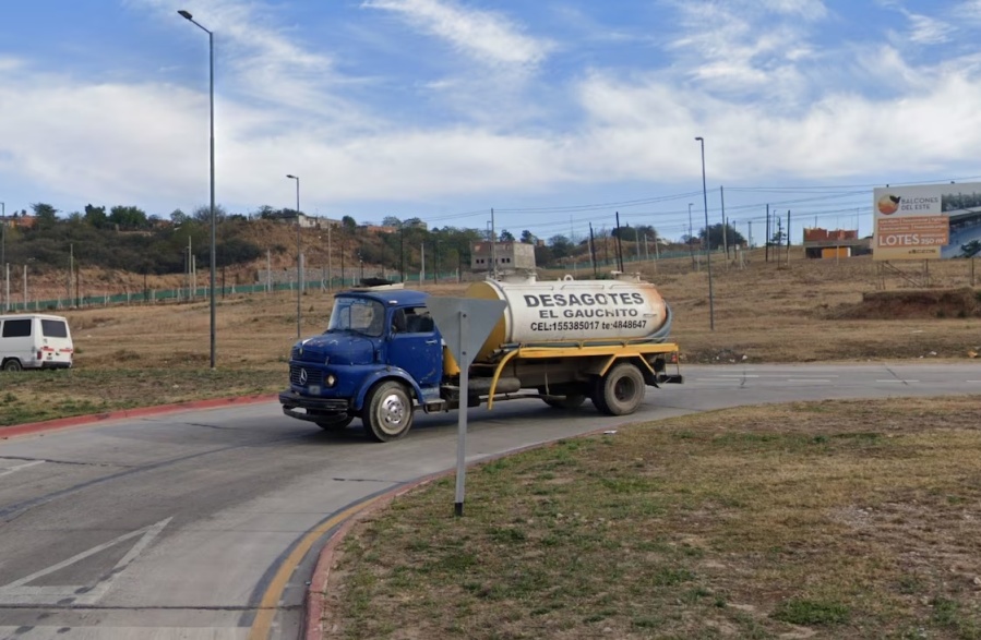 Un joven de 16 años discutió con su novia, se tiró en medio de la ruta y murió atropellado