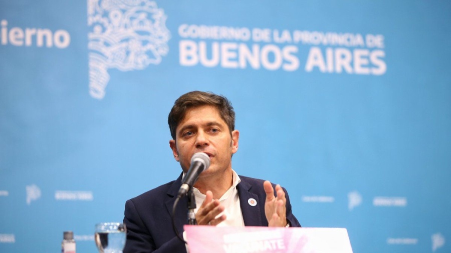 Kicillof repudió la represión durante la protesta de docentes y estudiantes en Lomas de Zamora