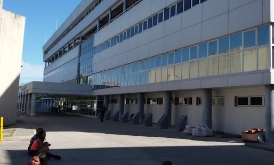 Un bebé de cuatro meses murió ahogado en Villa Elvira y se abrió una investigación