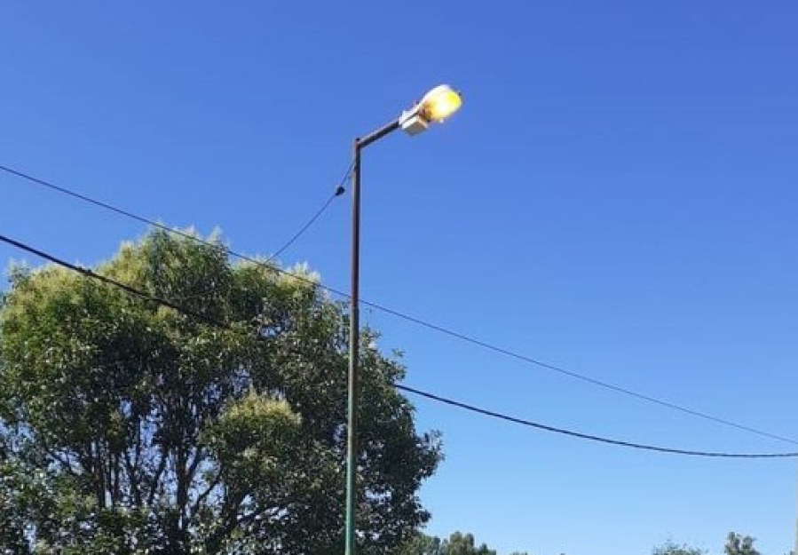 En Ringuelet alertaron por una luz LED prendida las 24 horas del día