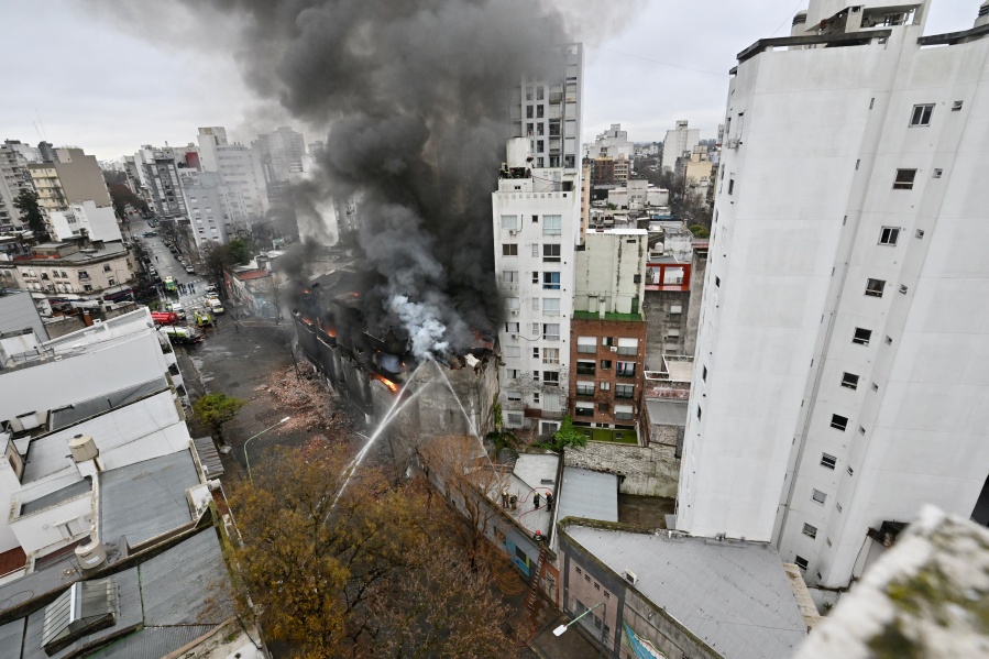 Un informe preliminar evalúa una nueva hipótesis sobre el origen del incendio del depósito en La Plata