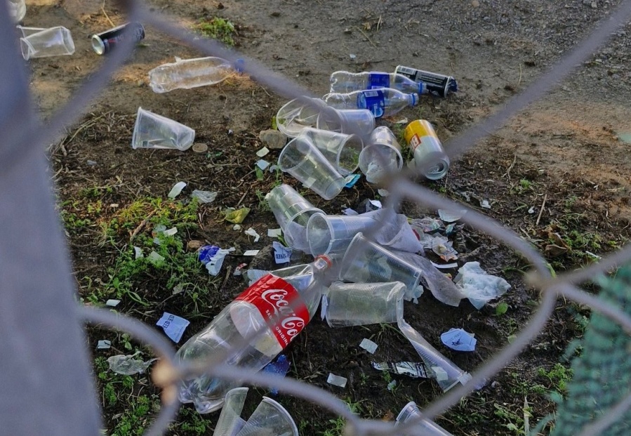 Vecinos se quejaron por la basura y los desechos en el playón del Estadio Único de La Plata