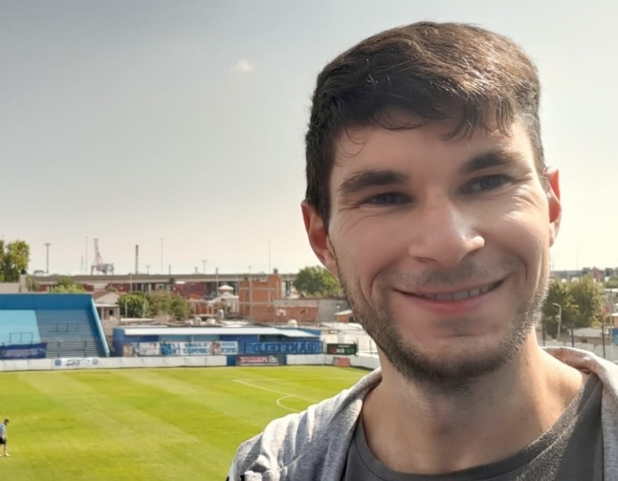 ”Nos dejó para relatar desde el cielo”: el emotivo recuerdo del hermano de Sebastián Pordomingo tras su muerte en La Plata