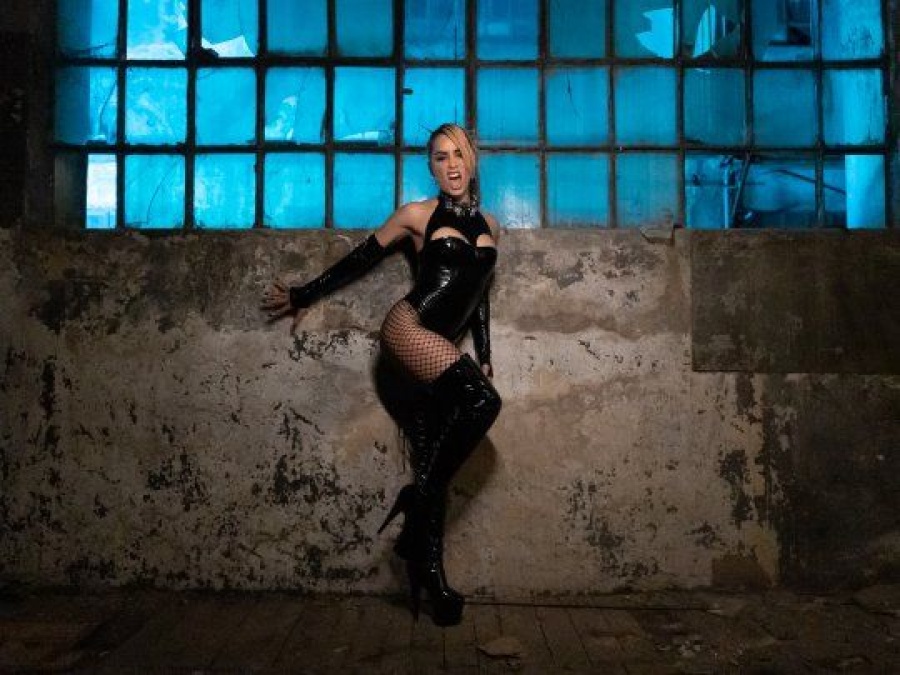 Lali Espósito volvió a la música con ”Disciplina”