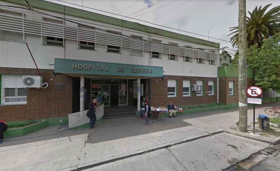 Un hombre lucha por su vida luego de haber sido atacado por tres sujetos en su casa de Berisso