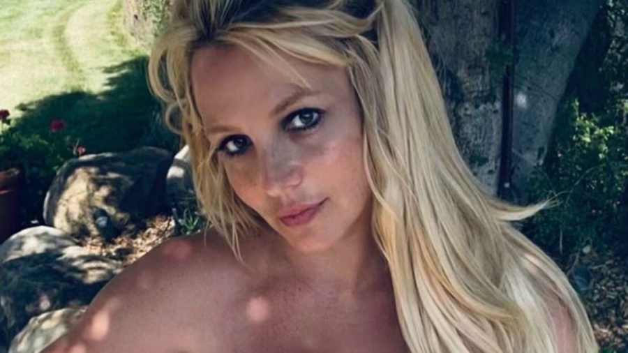 El topless ”súper hot” de Britney Spears en plena batalla legal con su padre