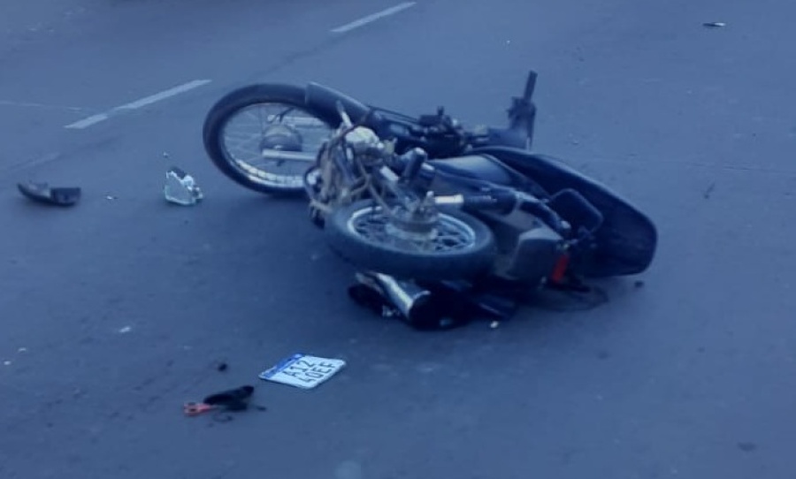 Perseguían a dos motochorros, los chocaron e intentaron huir a pie en El Mondongo