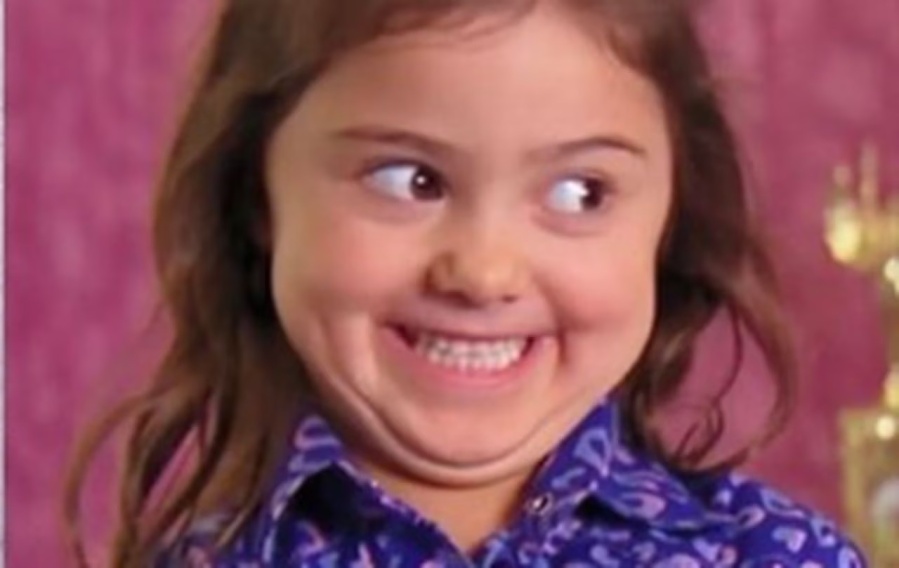 Contó una ”estrategia” que utiliza la chica que le gusta y se hizo viral: ”Se me pega en todo el cuerpo”