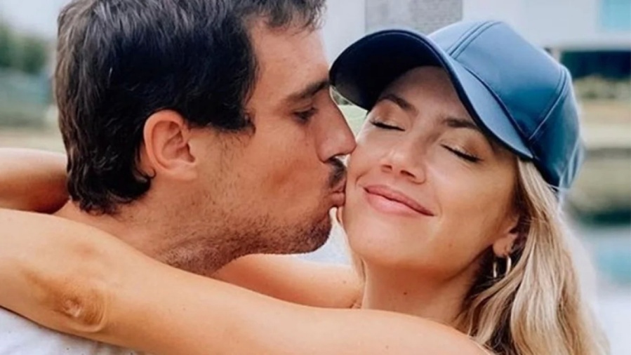 Stephanie Demner mostró la carita de su beba en las redes