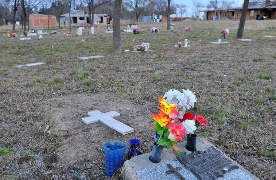 Su suegra falleció, la quiso homenajear y le dedicó un mensaje en el aviso fúnebre que dejó boquiabierto a todos