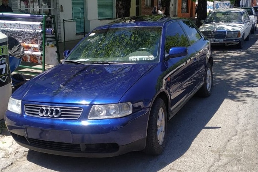 Se robó un auto de alta gama en City Bell y lo atraparon en Villa Elvira