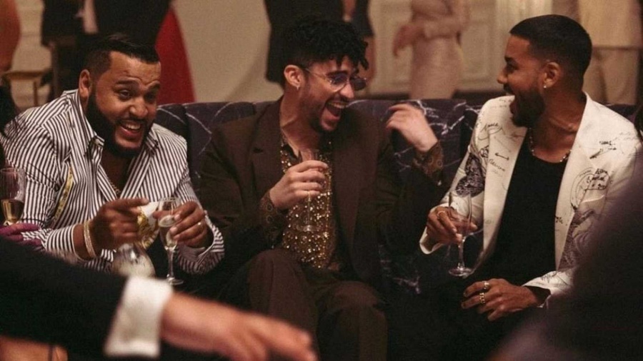 Bad Bunny y Aventura nos presentan ”Volví”
