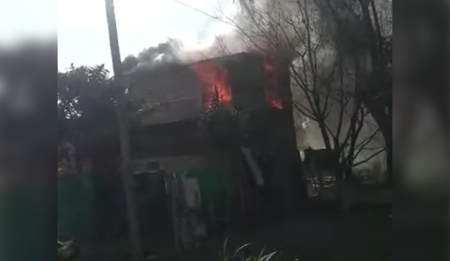 Una familia de Villa Elisa perdió todo en un feroz incendio