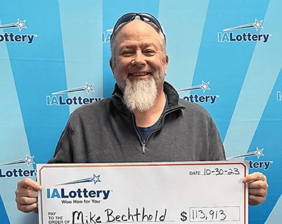 Ganó una cifra millonaria en la lotería pero insólitamente no podía dormir y su historia recorrió el mundo