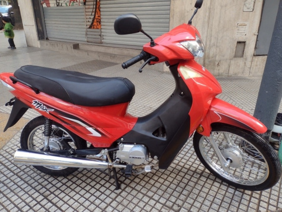 Encañonaron a un repartidor para robarle la moto en Los Hornos