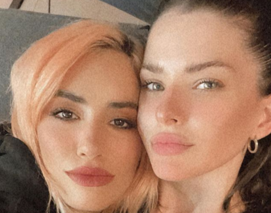 La China Suárez y sus hijos fueron a ver a Lali al teatro: ¡Hay foto!