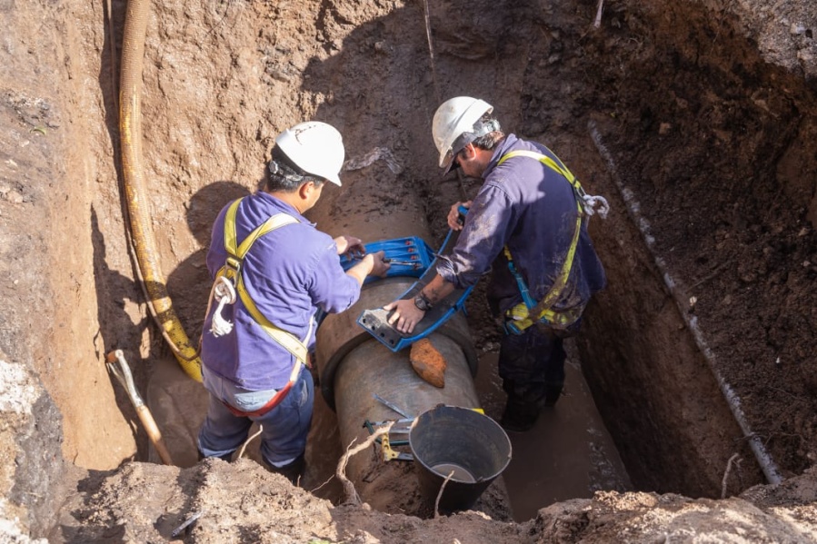 Habrá baja presión de agua en un sector de Villa Elvira y City Bell por trabajos de ABSA