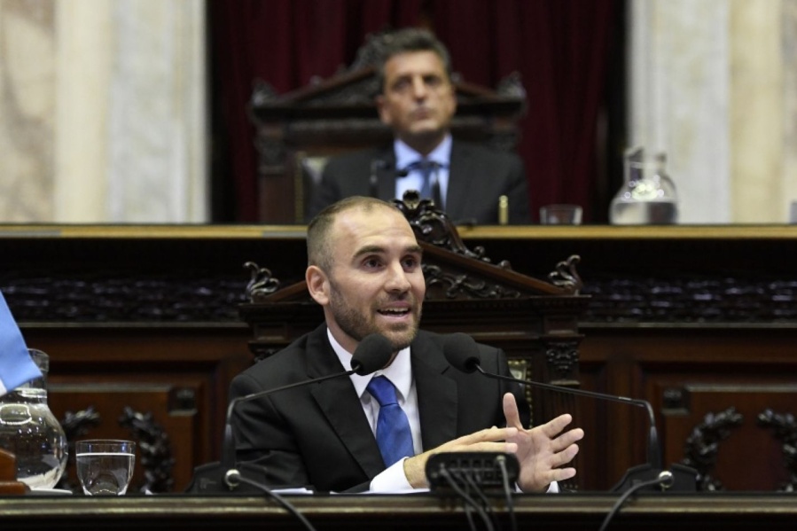 El Gobierno presentó el Presupuesto 2022: proyecta una inflación del 33% y dólar a 131 pesos