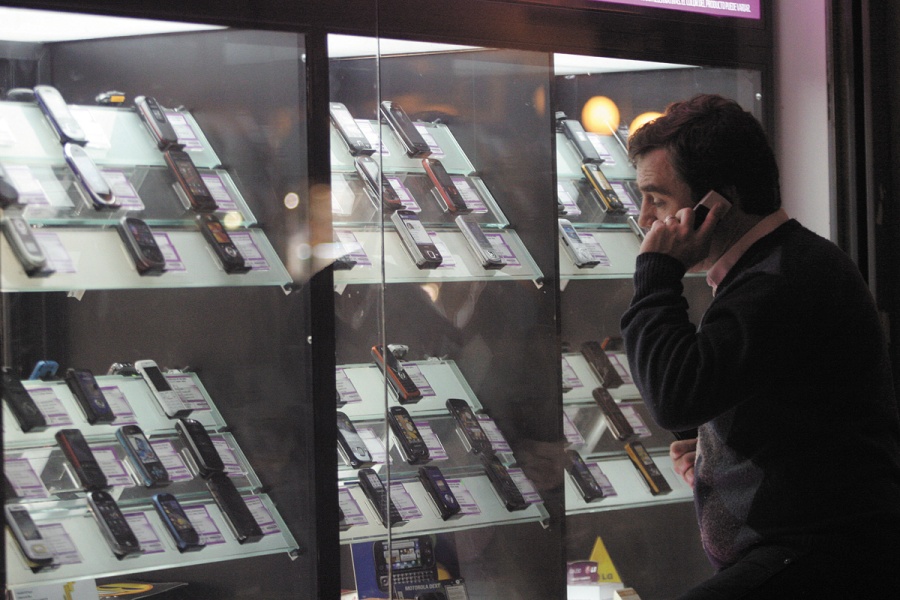 El Gobierno autorizó una suba del 5% en las tarifas de internet, telefonía y cable