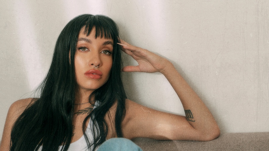 ”Estoy emocionadísima”: María Becerra lanzó la canción ”Felices por siempre”