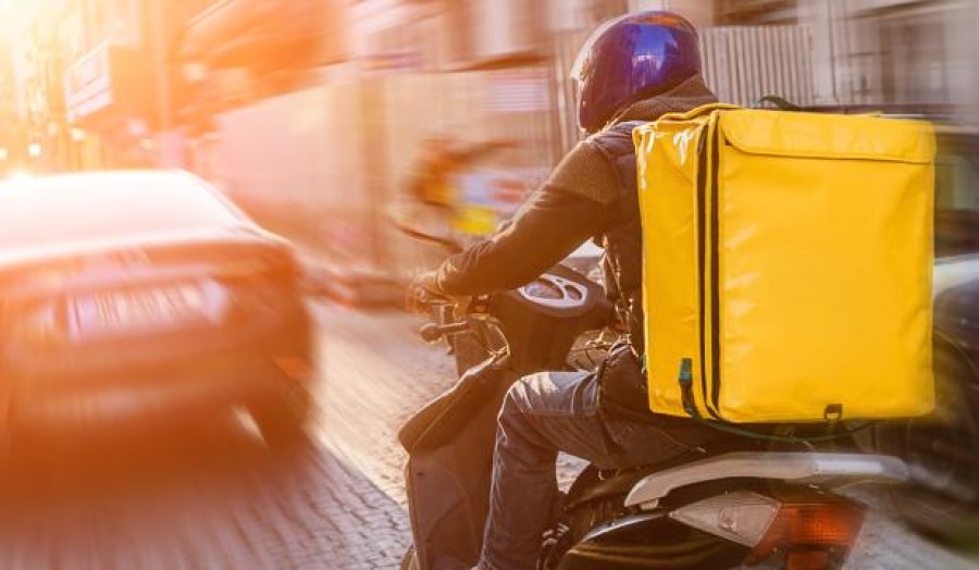 Un repartidor de comidas fue atacado por dos delincuentes en El Mondongo