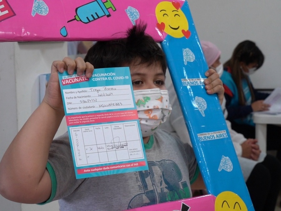 Cuáles son los 6 lugares habilitados en La Plata para la vacunación pediátrica libre que rige desde este lunes