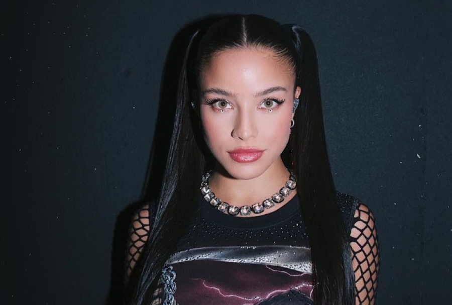 Emilia Mernes compartió una foto de ella cuando era chiquita y ”cautivó” a sus seguidores: ”Amo la pose”