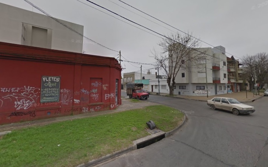 Delincuentes se robaron un auto en Villa Elvira y los vecinos reclaman mayor seguridad