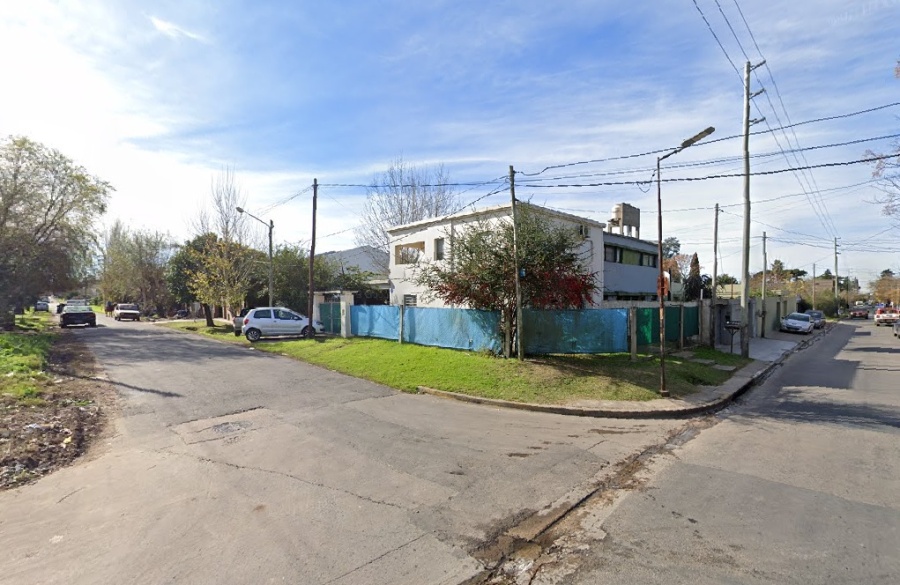 Delincuentes se llevaron una bicicleta del interior de una casa en La Plata