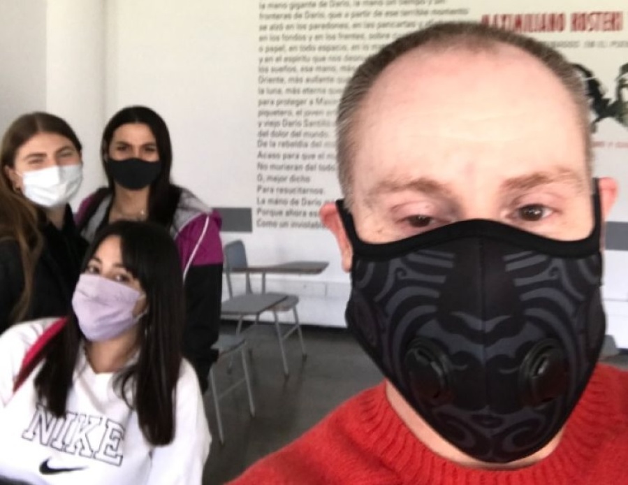 ”Nos enseñó a no ser grandilocuentes ni mentir”: el sentido recuerdo de Silvio Peroni, el docente asesinado en La Loma