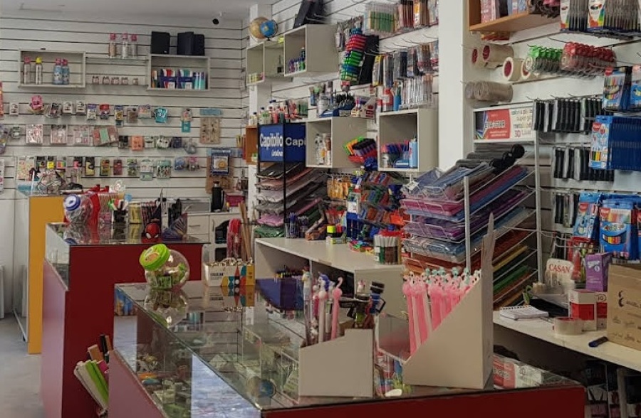 Empleados de una librería de Gonnet sufrieron un ataque y los vecinos denuncian que la zona ”está liberada”