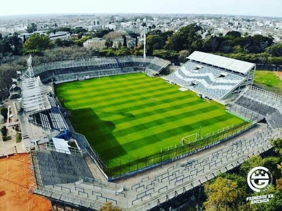 Se confirmó que Gimnasia jugará con público en el bosque ante San Lorenzo