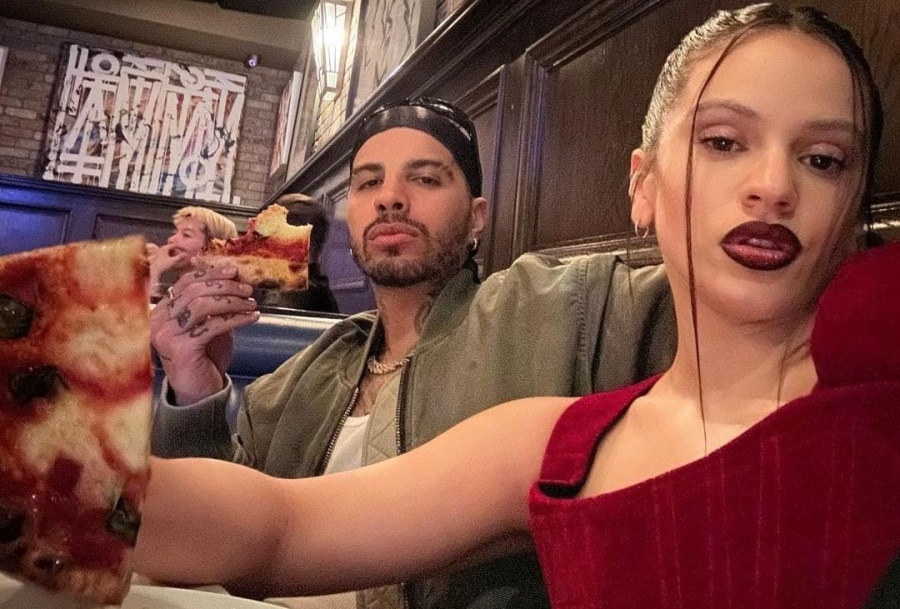 Rauw Alejandro confirmó el fin de su relación con Rosalía: ”No fue por culpa de terceras personas”