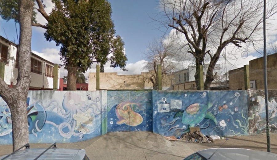 Vandalizaron un colegio platense y tuvieron que suspender las clases