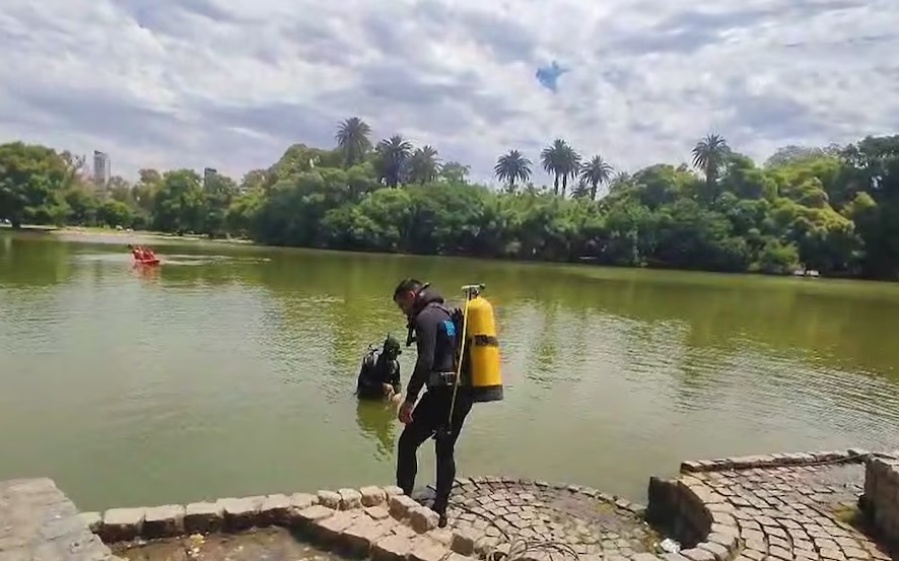 Hallaron el cuerpo del hombre que se tiró a nadar en los lagos de Palermo y nunca salió