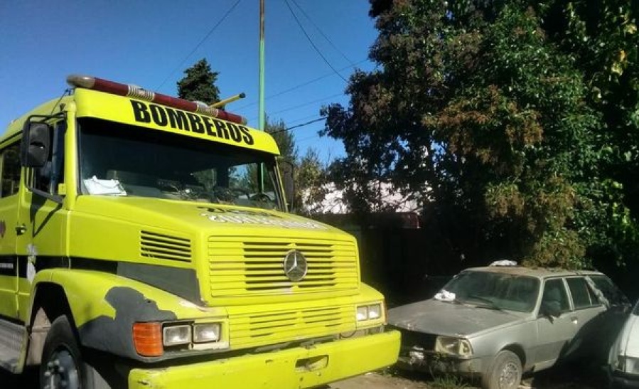 Un hombre resultó herido en un incendio en Los Hornos