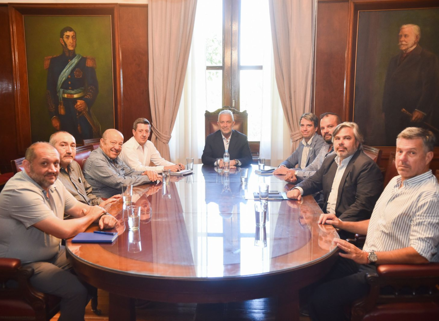 Habrá 8 nuevos pozos en La Plata y crecerá un 15% el caudal del agua en toda la ciudad: las obras durarán dos meses