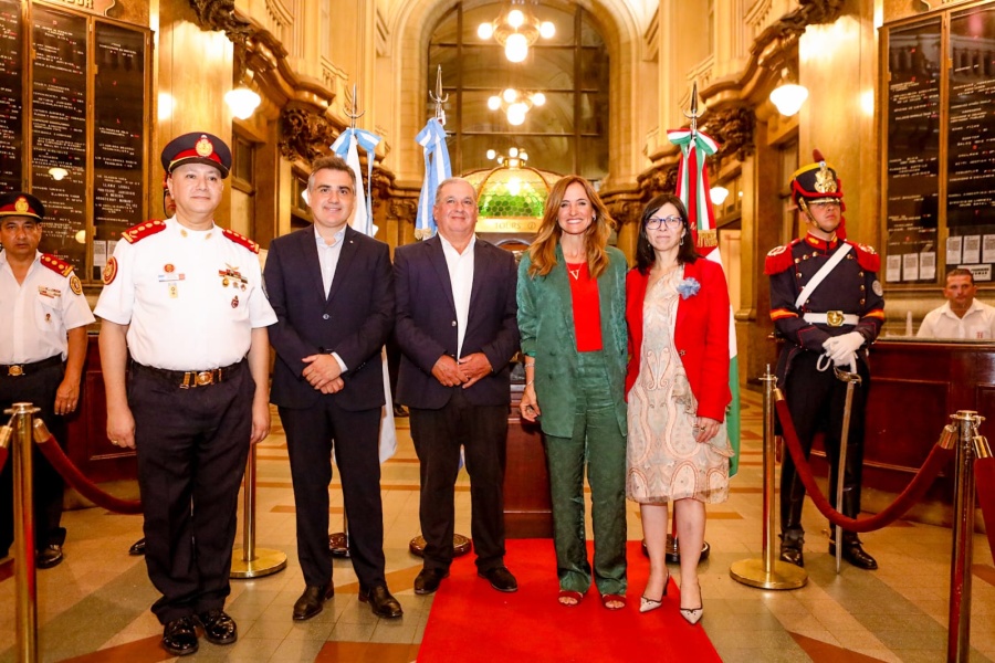 ”Siento un amor enorme”: el reconocimiento que recibieron Tolosa Paz y Batakis por su participación política como mujeres