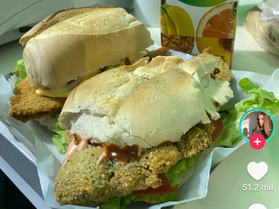 ¿Son bajas las chances de que ”un pan te ataque”?: El peligroso sánguche de milanesa que es furor en Tik Tok