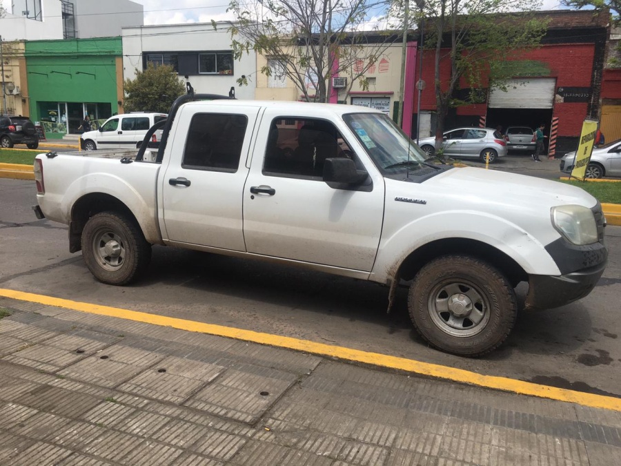 Robó en Trenque Lauquen, se trasladó hasta La Plata y lo atraparon