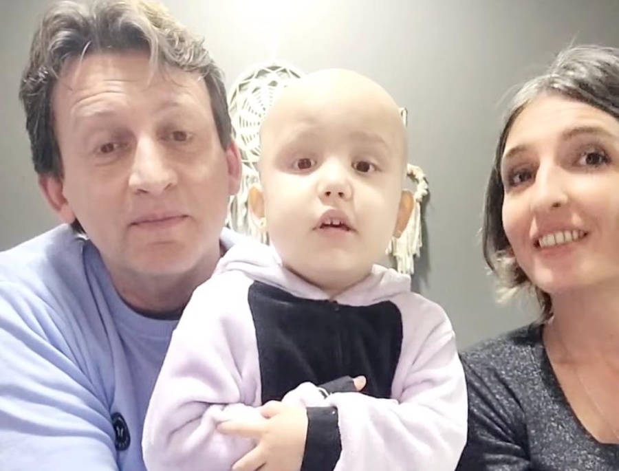 Una familia platense pide por la donación de sangre y plaquetas para su pequeña hija: ”Gracias a los que fueron, van o irán”