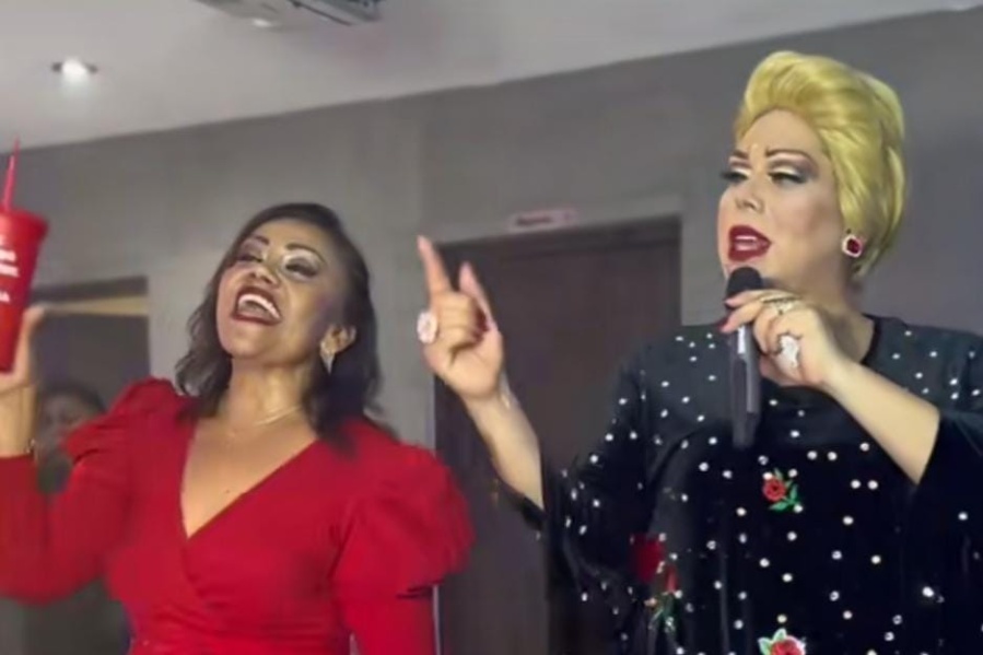 Su tía se divorció y le organizaron una fiesta temática para festejarlo: ”Creo que se divirtió más que en su boda”