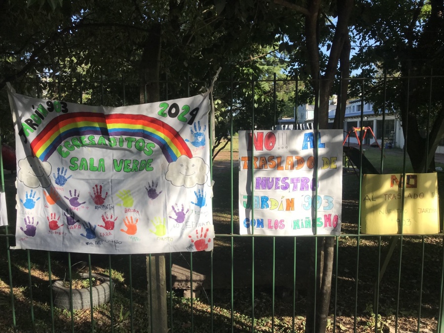 ”No al traslado del Jardín 903”: protesta de padres y madres preocupados por la reconversión del Parque San Martín