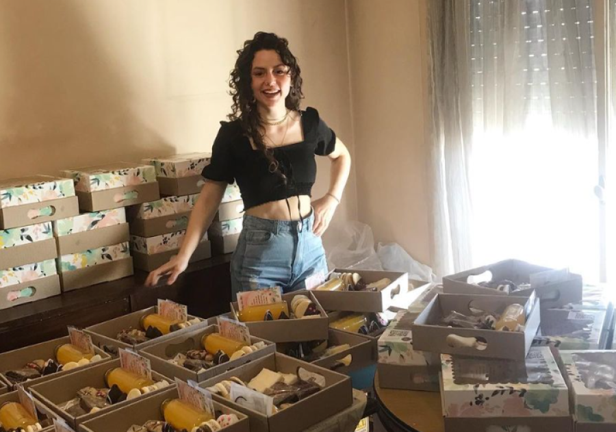 Le dijeron que iba a terminar con ”cuerpo de chabón” y ella metió un contraataque letal: ”¿A ver tus abdominales?