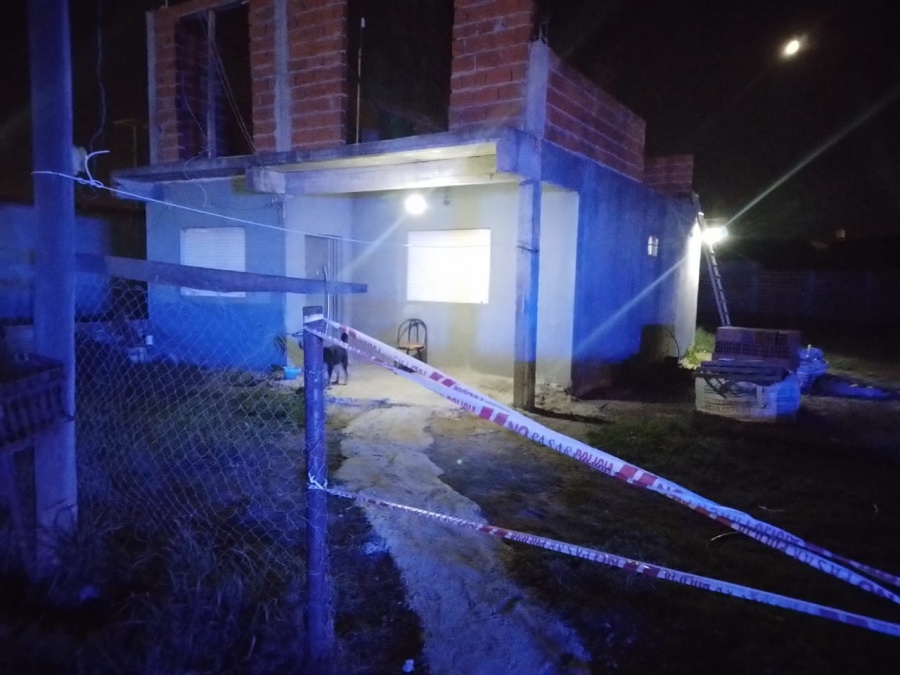 Asesinaron a una mujer en Villa Elvira y el cuerpo fue hallado por sus propios hijos