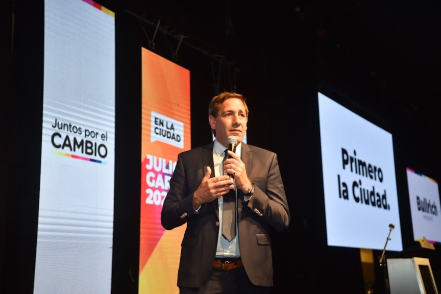 Garro ante empresarios: ”Todavía queda mucho por hacer porque no arrancamos de 1, arrancamos de menos 20”