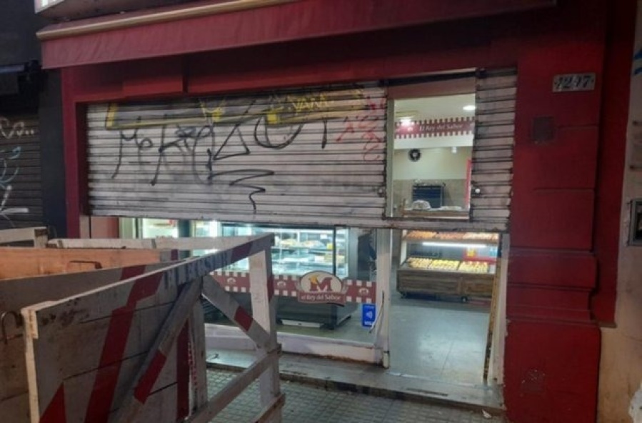 Tres menores cayeron luego de violentar locales del centro platense: mencionan que es una nueva estrategia para robar