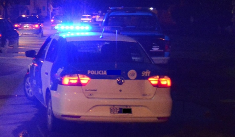 Menores de edad robaron un local de tatuajes en Los Hornos